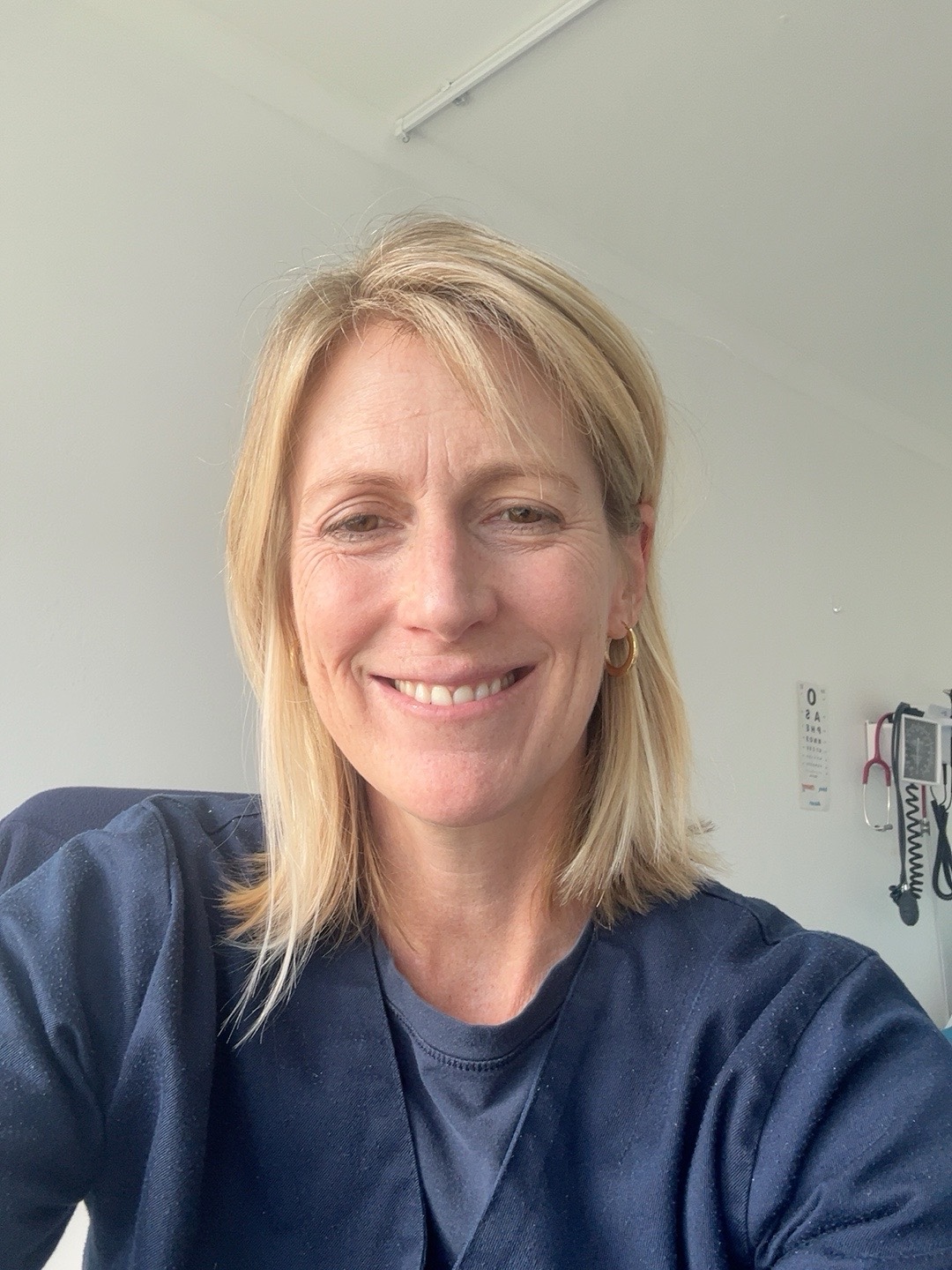 Dr Mandy Vogel